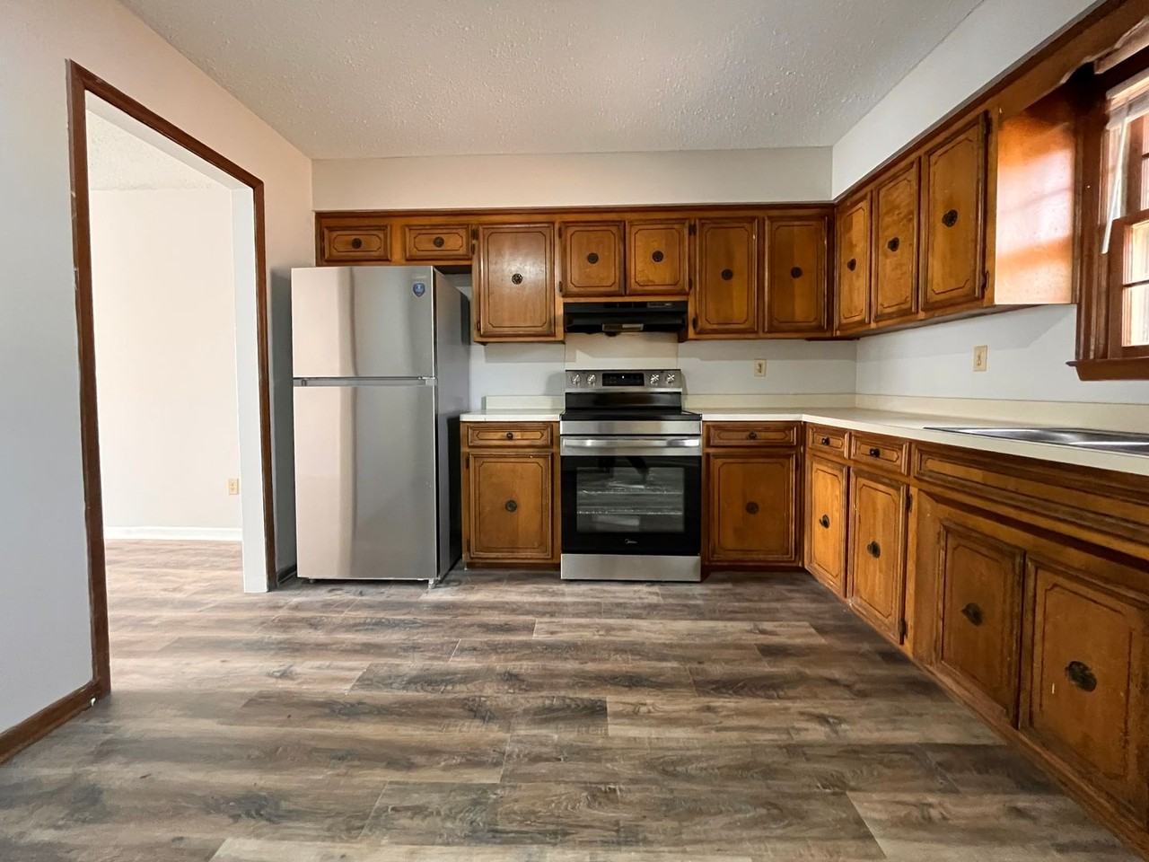 152 Hidden Hill Rd - Photo 3 of 16