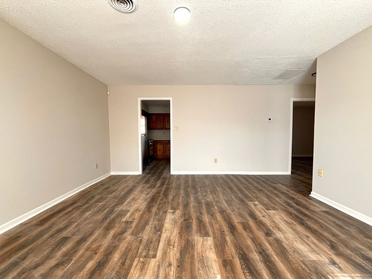 152 Hidden Hill Rd - Photo 5 of 16