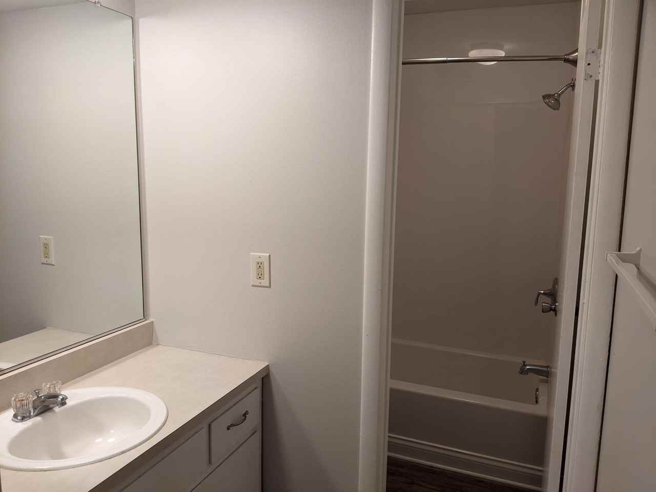 734 W Kilgore Rd #202 - Photo 6 of 15