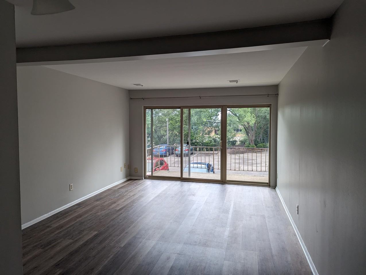 734 W Kilgore Rd #202 - Photo 2 of 15