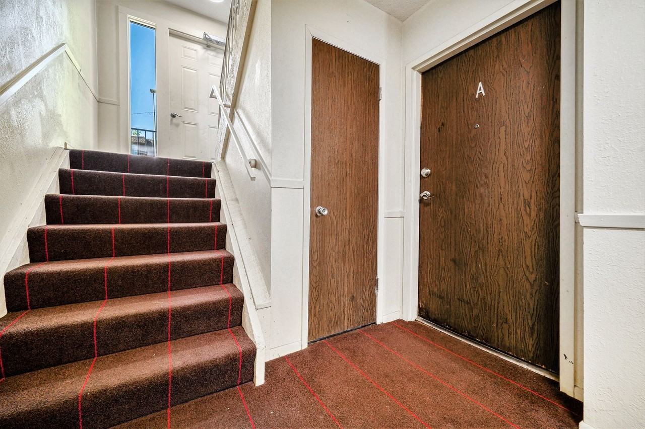 Crysler Plaza East - Photo 3 of 30