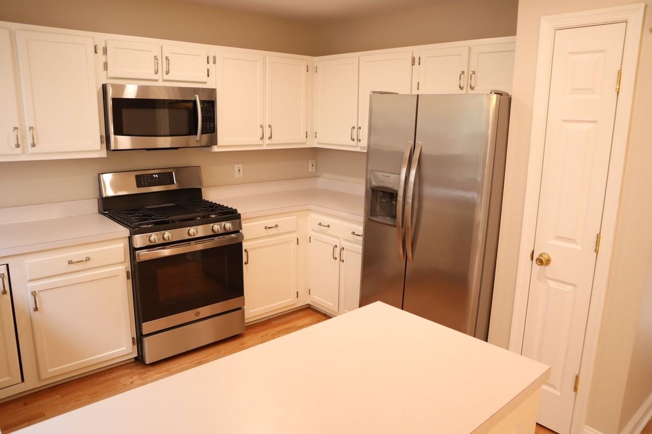 19053 Sawyer Ter - Photo 3 of 21