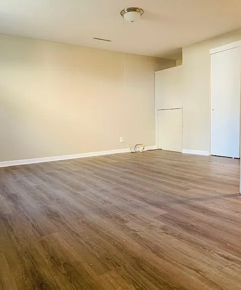 12669 Meredith Ave - Photo 7 of 11