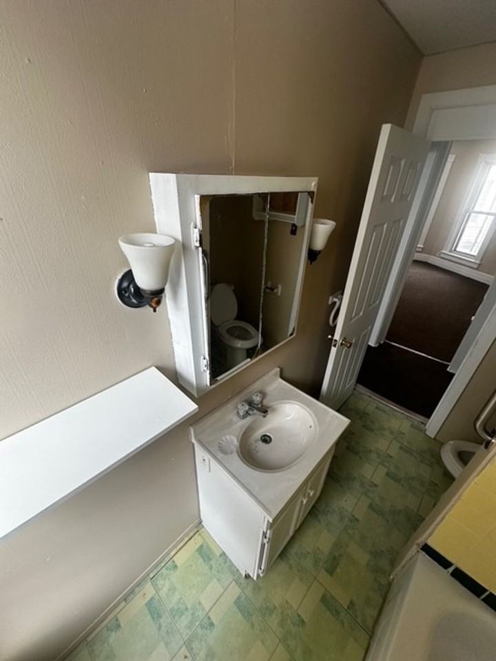 97 Glendale Park - Photo 6 of 17