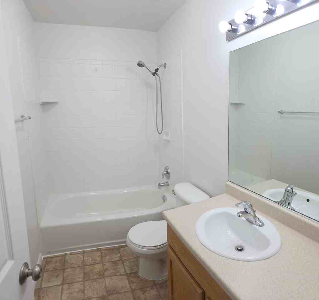 621 Valinda Ln - Photo 5 of 19