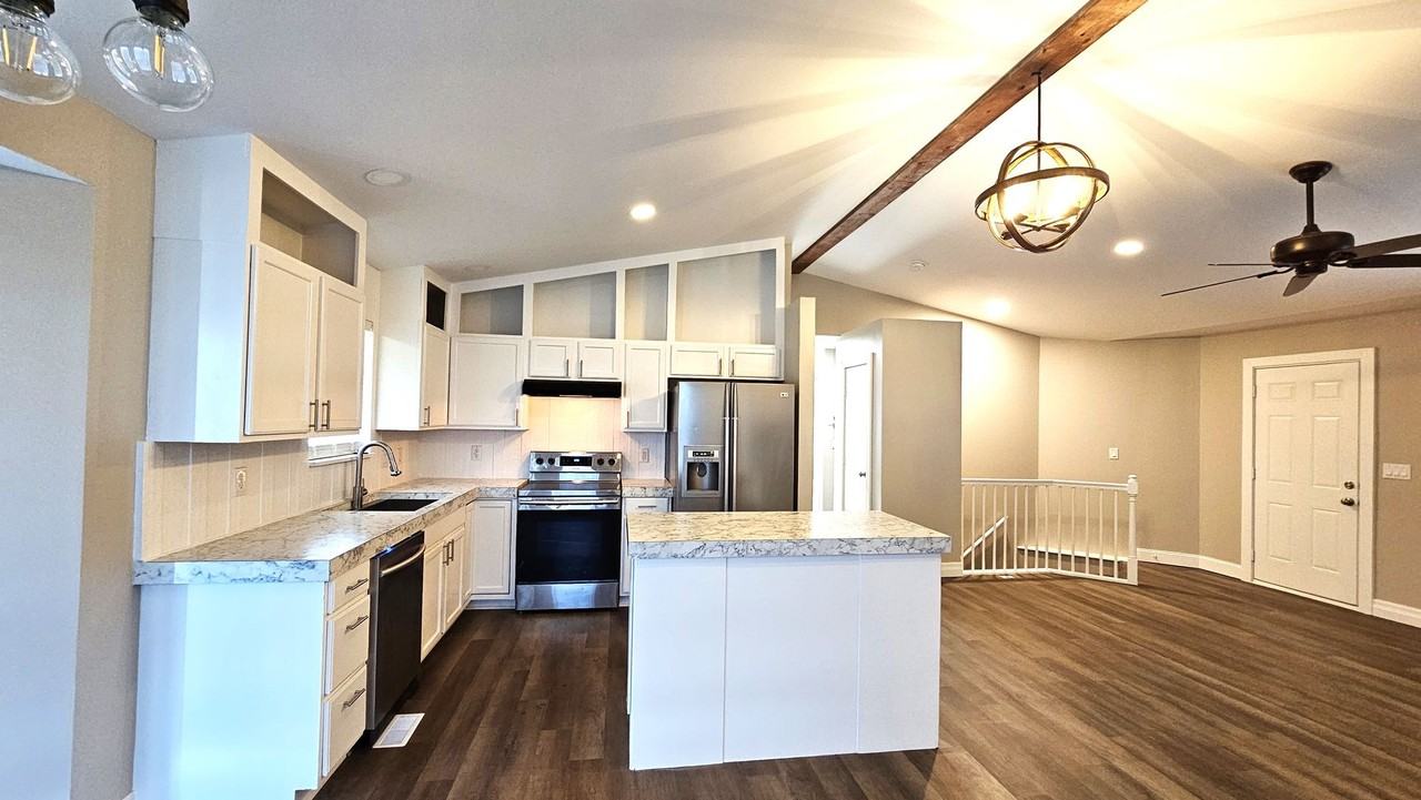 1722 N Peartree Ct - Photo 6 of 22