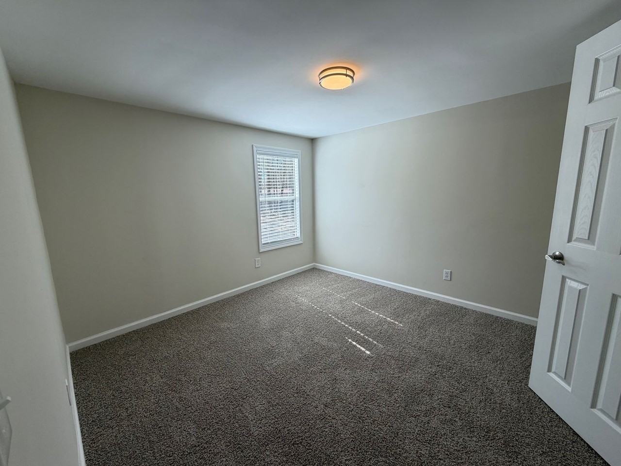 22 Lee Road 242 - Photo 7 of 10