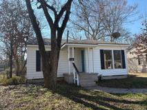 622 W 75th St - Photo 1 of 1