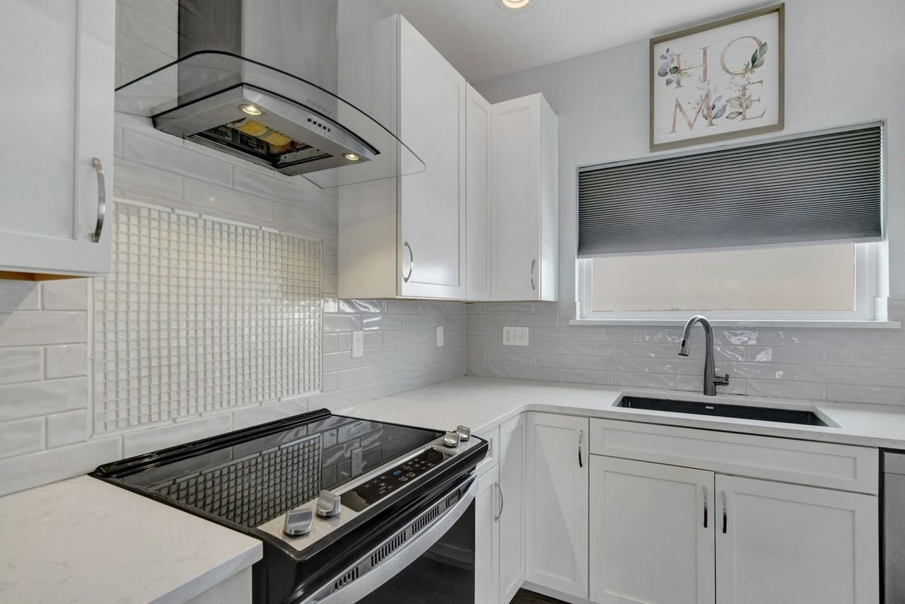 7838 Creekfront Dr - Photo 7 of 20