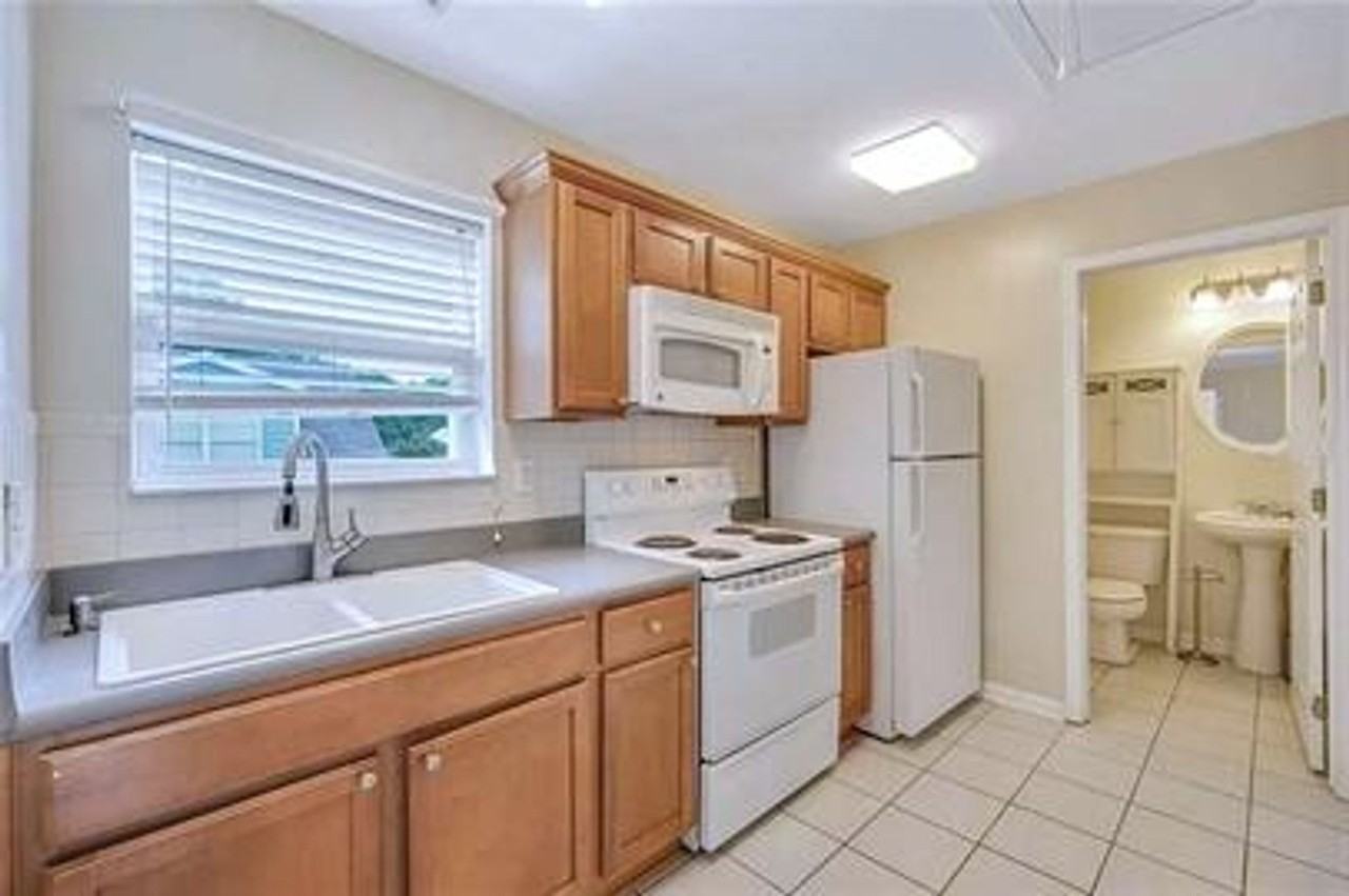 610 College Park Cir - Photo 5 of 9