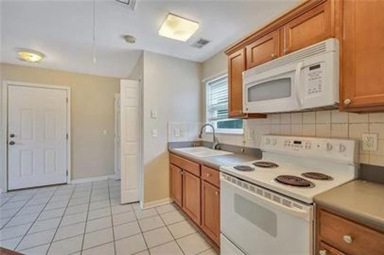 610 College Park Cir - Photo 6 of 9