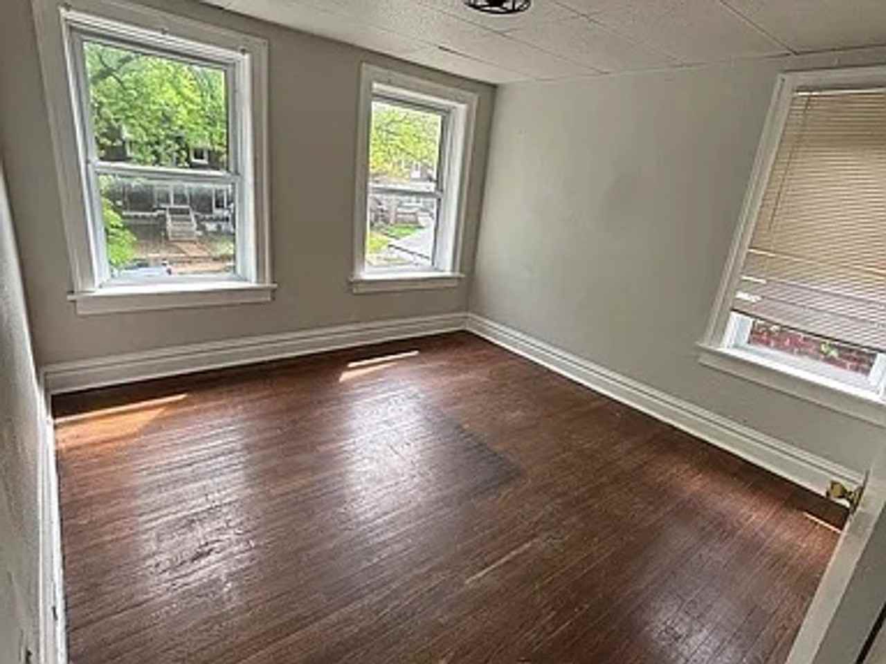 4127 Minnesota Ave #2F - Photo 3 of 8