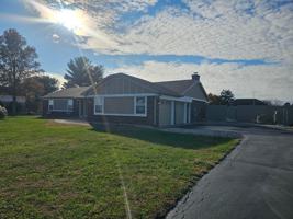 featured image of 795 Country Club Dr