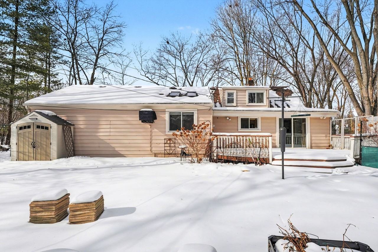 15880 Park Ln - Photo 3 of 18