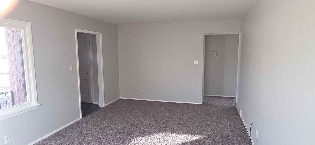 2411 N Logan Ave - Photo 2 of 3