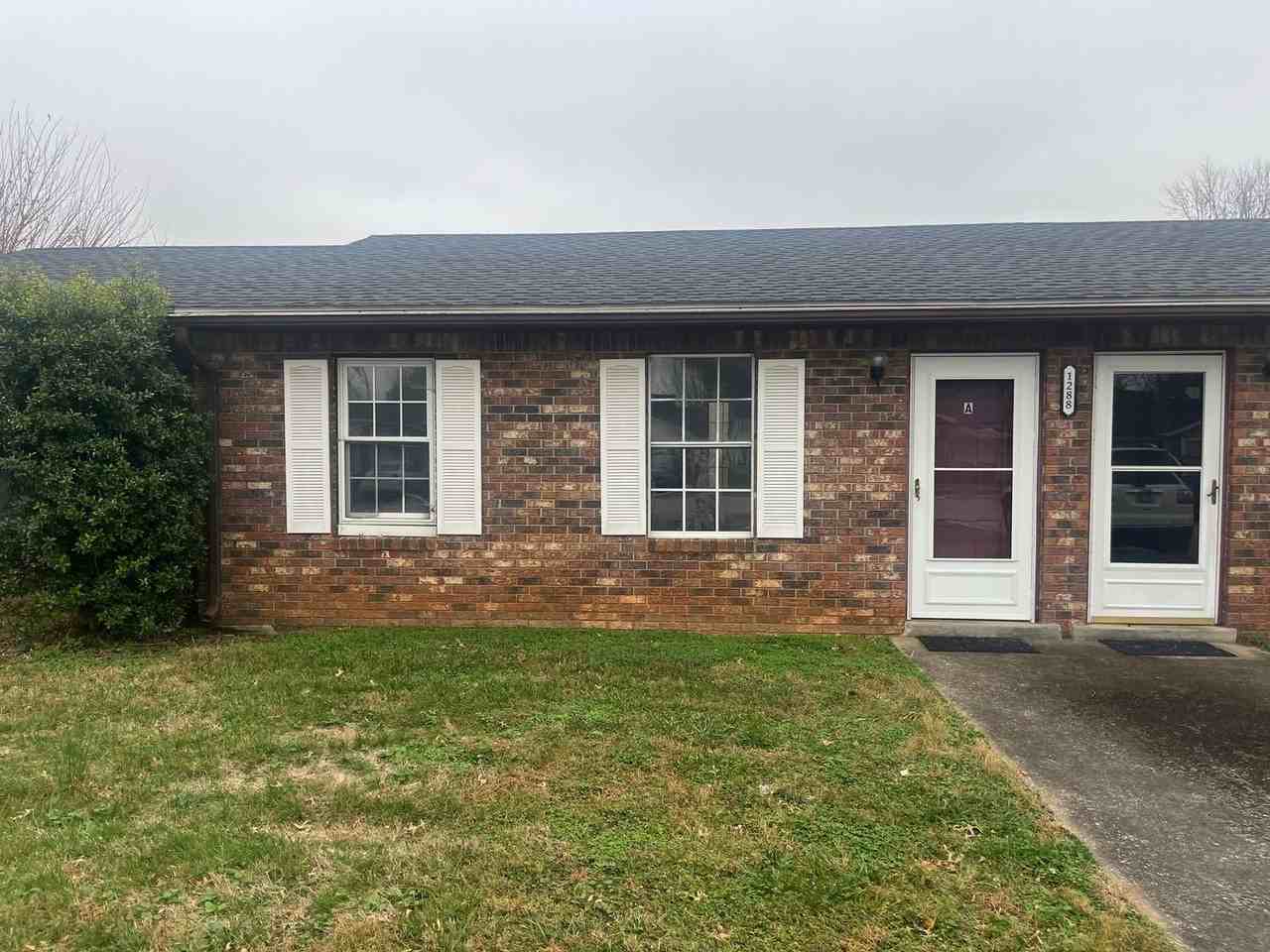 1288 Kenilwood Way - Photo 2 of 7