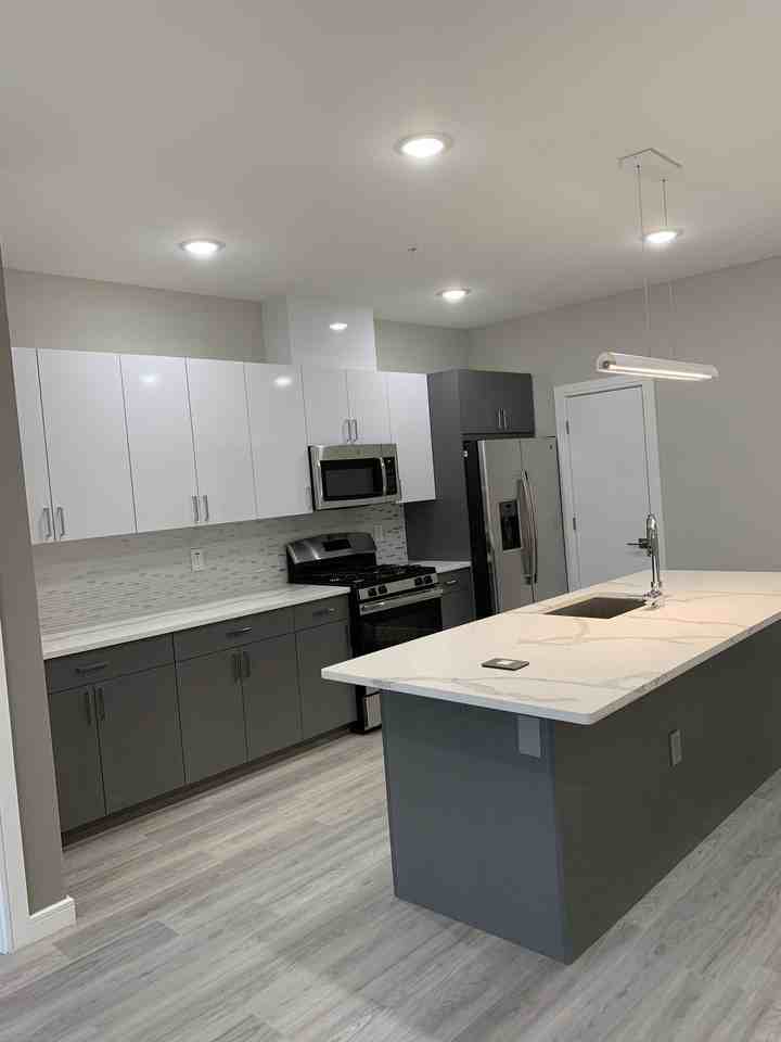 FLORA - Photo 6 of 11