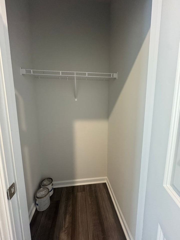 4924 Arkose Dr - Photo 4 of 35