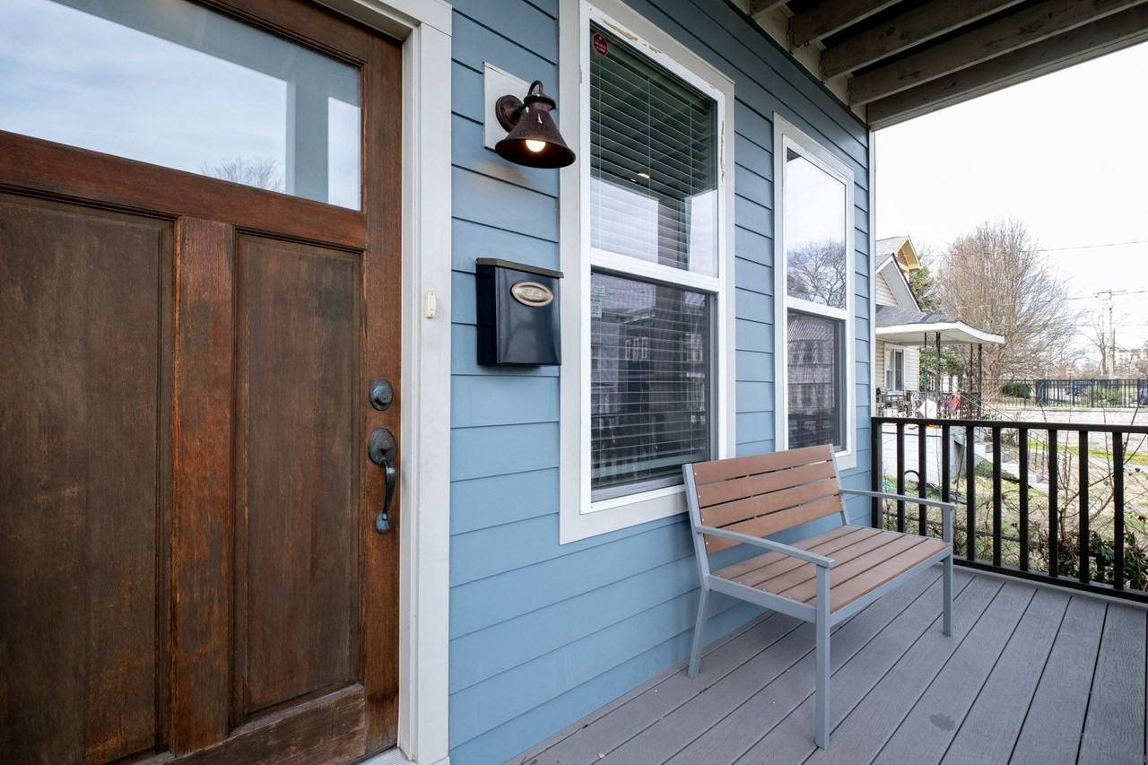 1811B 6th Ave N - Photo 3 of 27