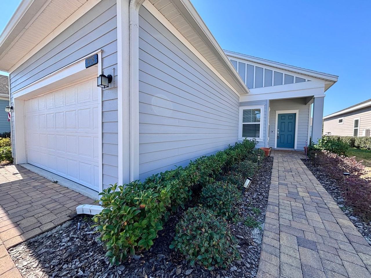 578 Tynes Blvd - Photo 3 of 32