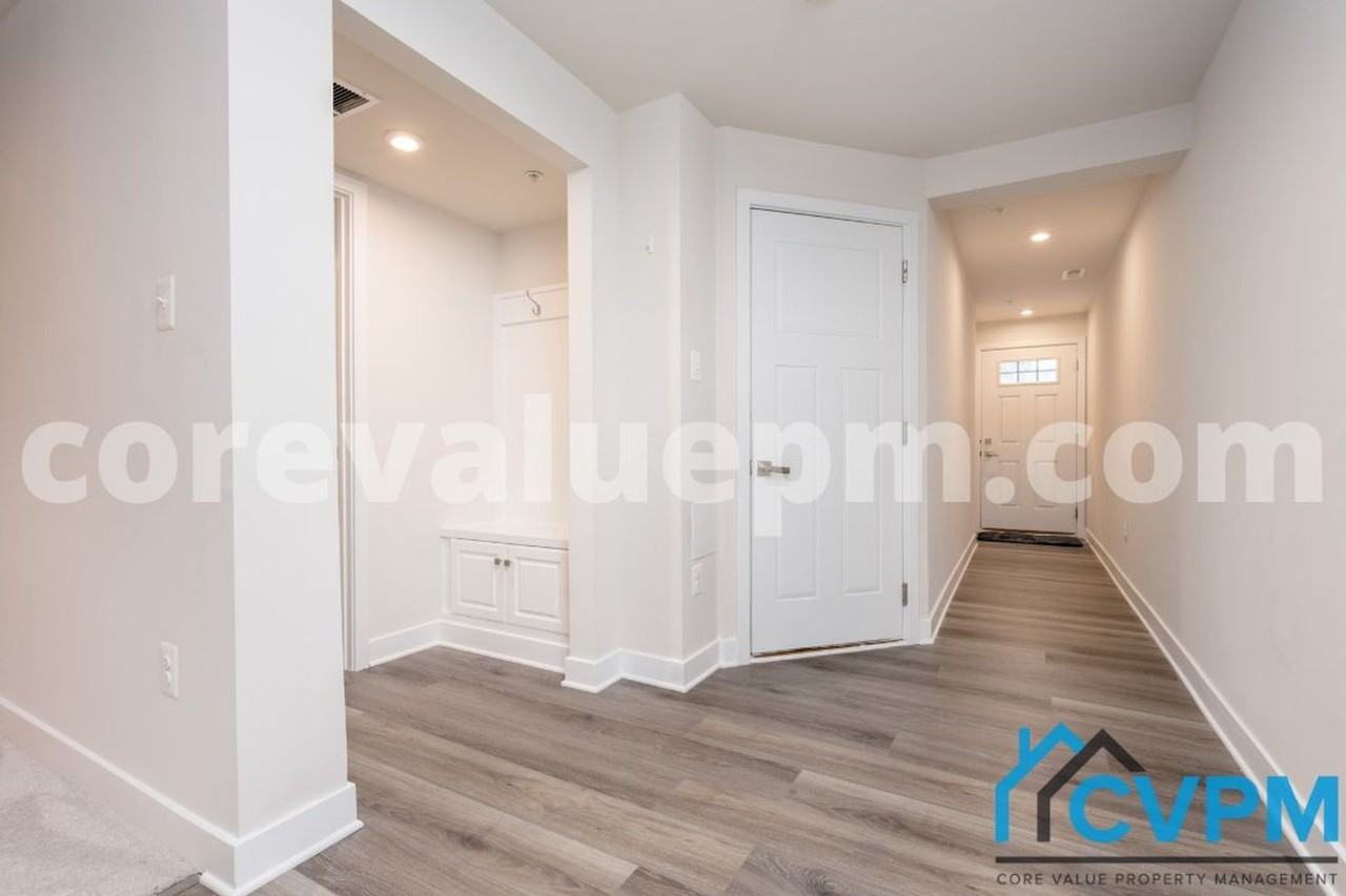 7868 Mine Run Rd - Photo 3 of 24