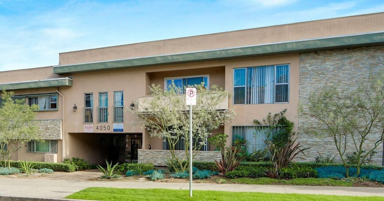 4050 Stevely Ave - Photo 2 of 28