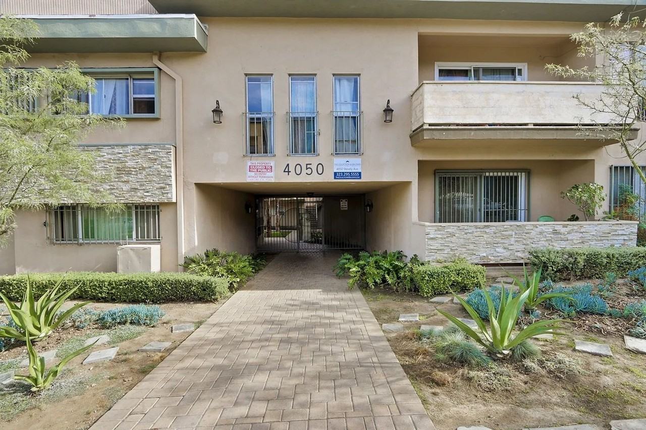 4050 Stevely Ave - Photo 4 of 28