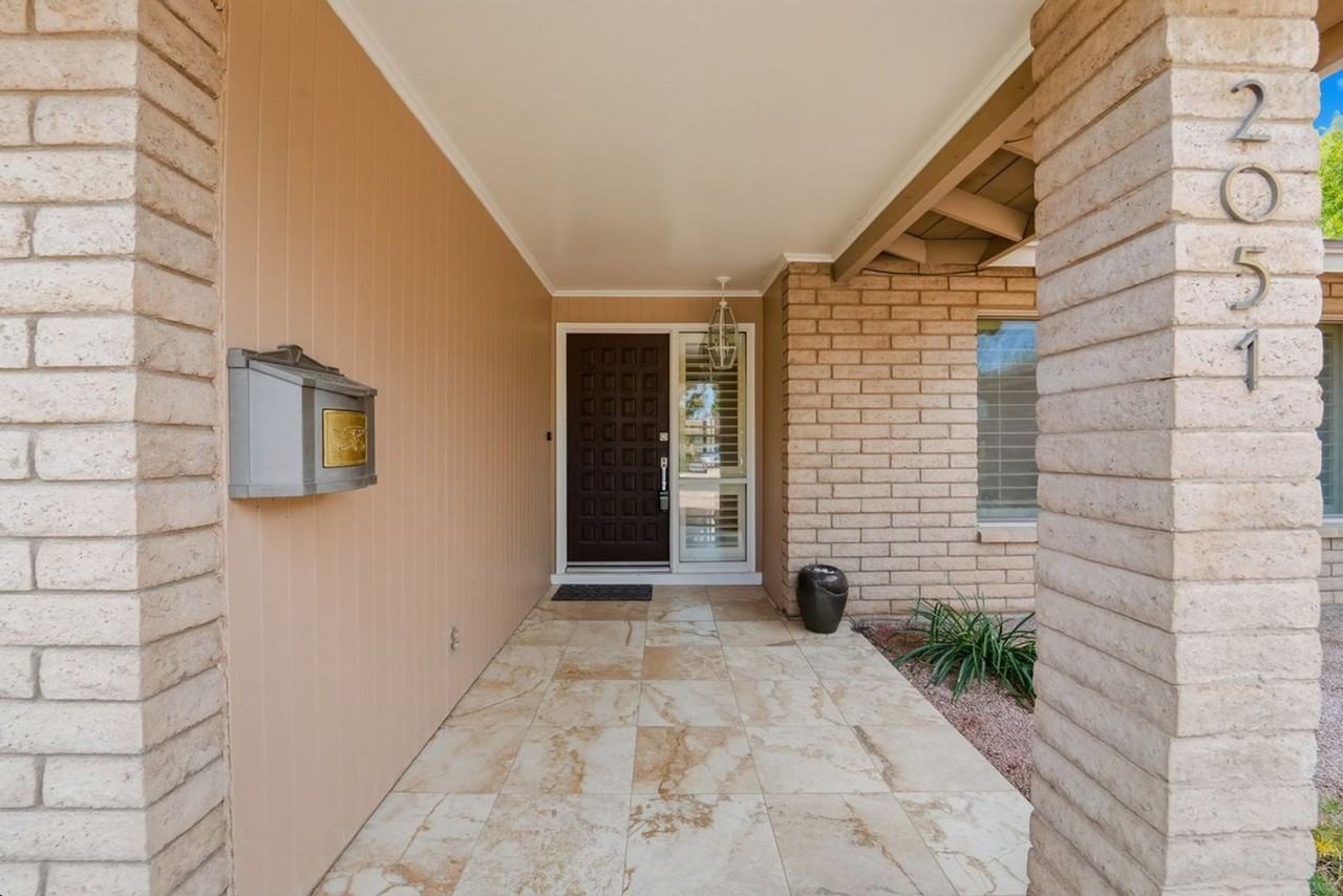 2051 E Hermosa Dr - Photo 7 of 50