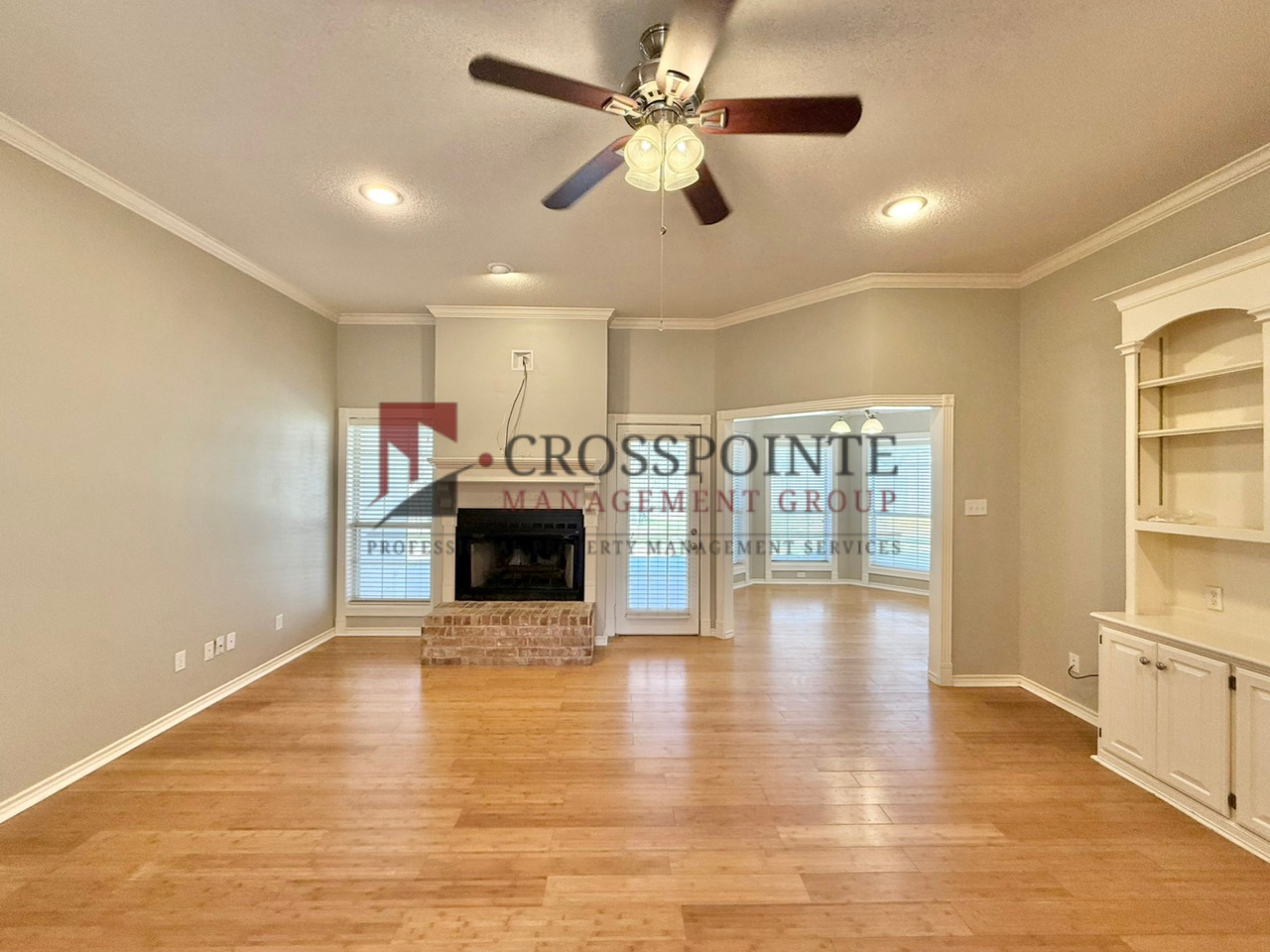 16740 Thibodaux Dr - Photo 3 of 27