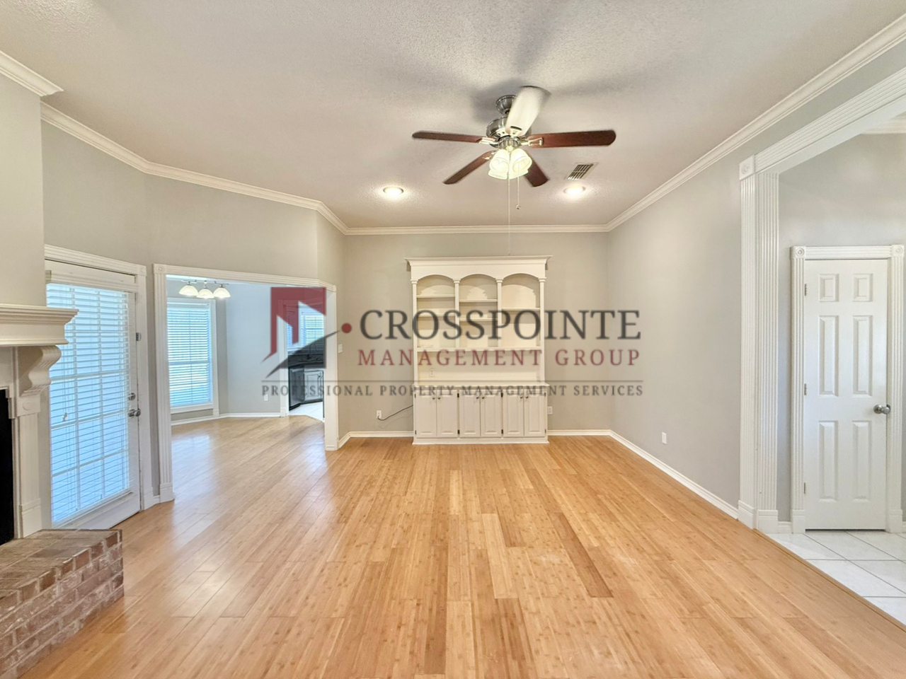 16740 Thibodaux Dr - Photo 4 of 27