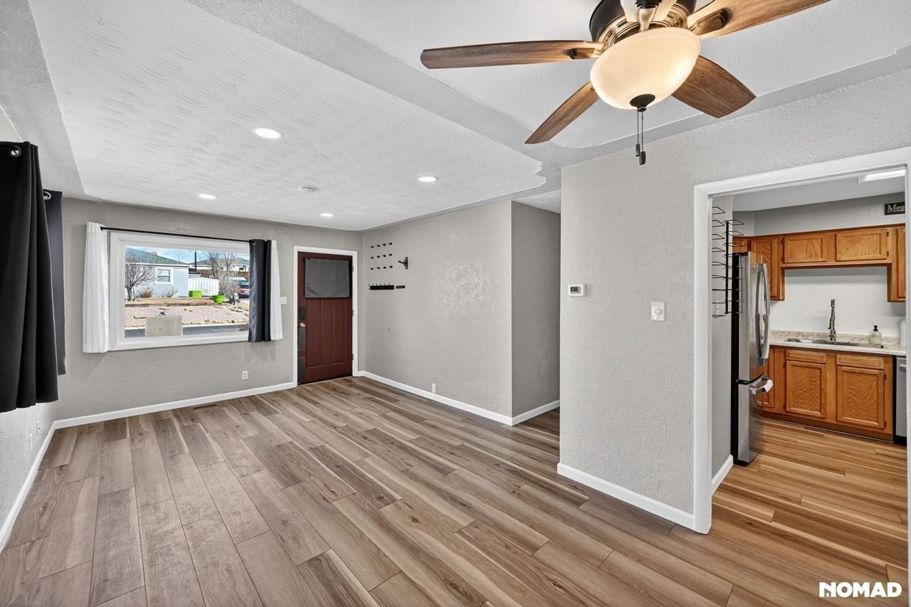 2180 E 90th Ave - Photo 5 of 32