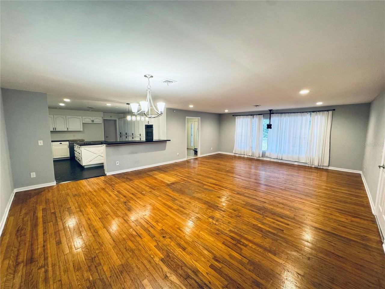 2022 Edgewood Rd - Photo 6 of 26