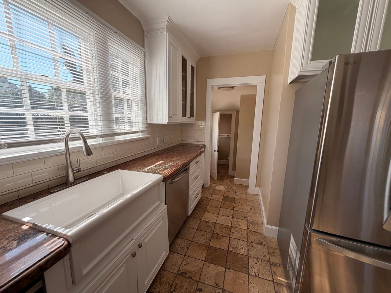 200 E Morrison Ave - Photo 4 of 13