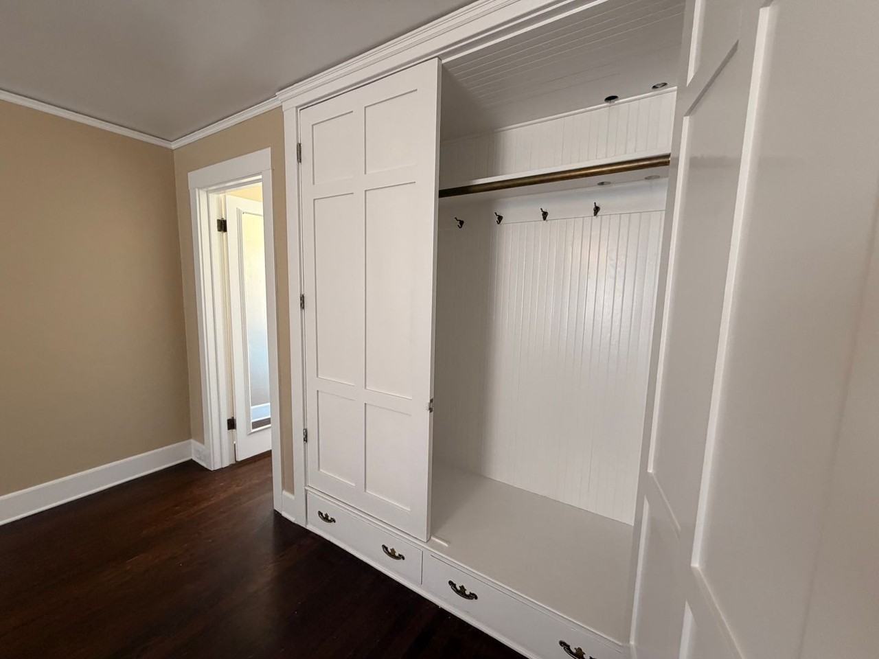 200 E Morrison Ave - Photo 7 of 13