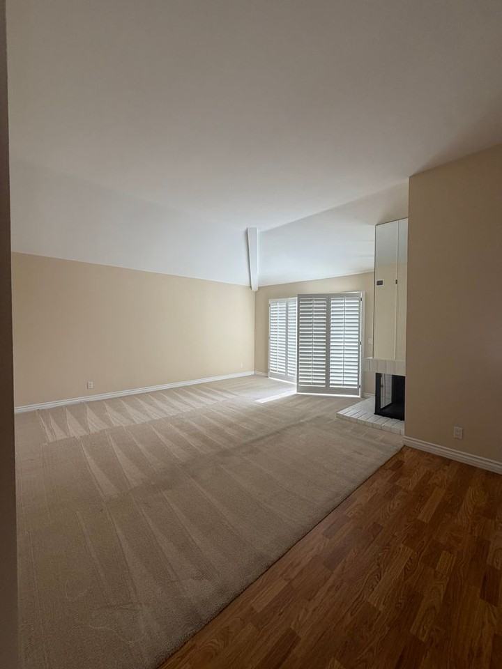 2377 Sommerset Dr - Photo 5 of 18