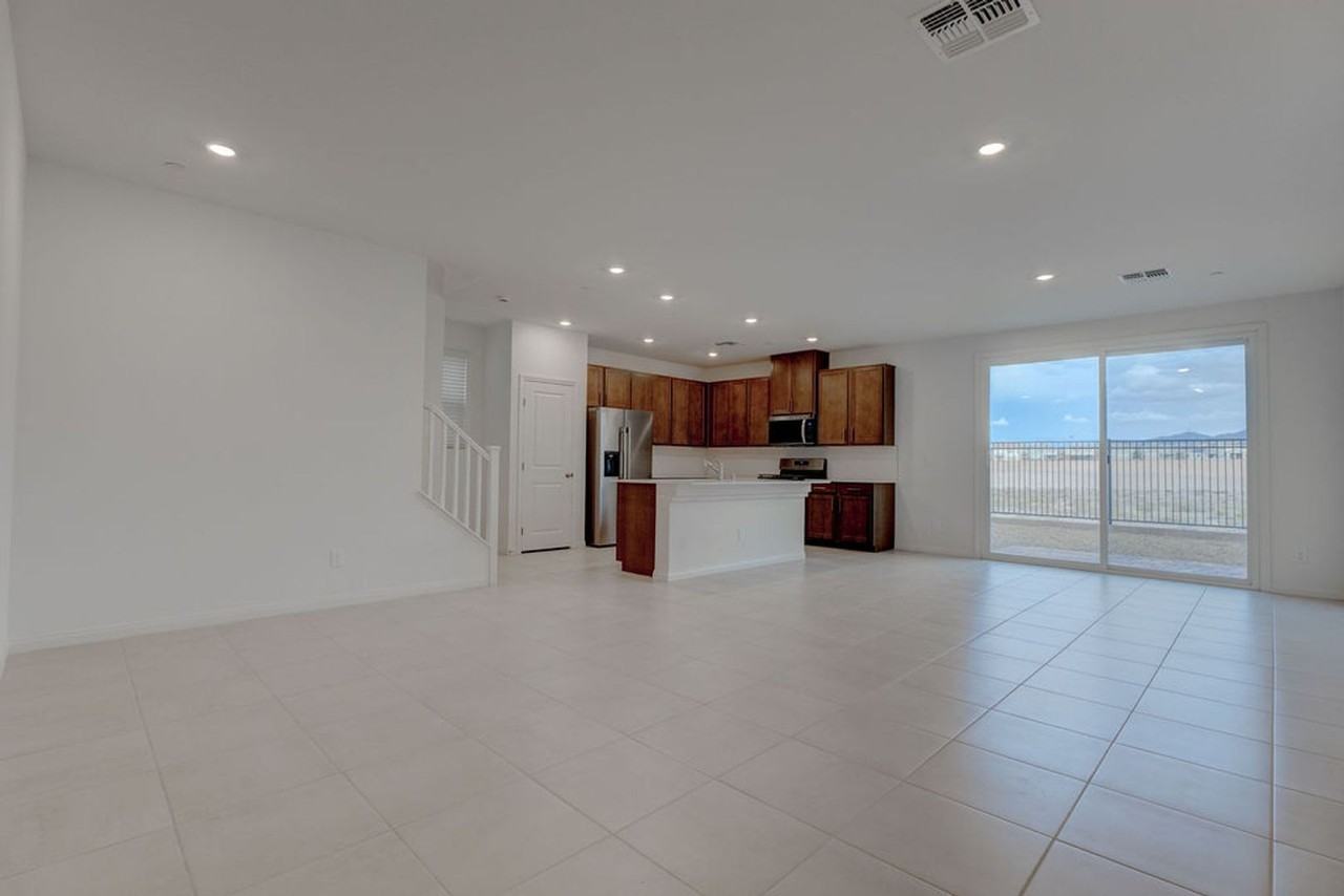 2744 Tricase St - Photo 7 of 41