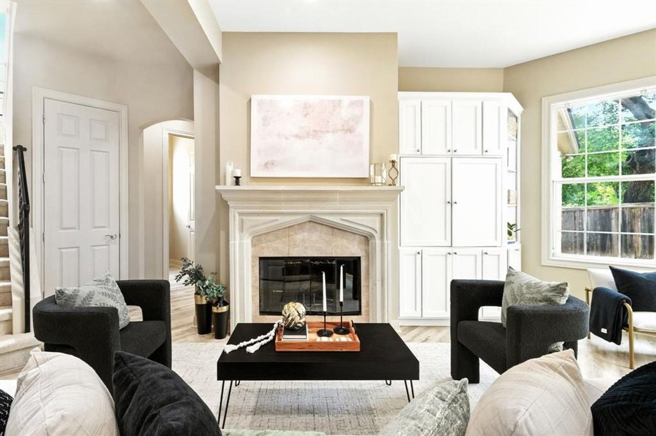 3508 Red River St - Photo 4 of 30