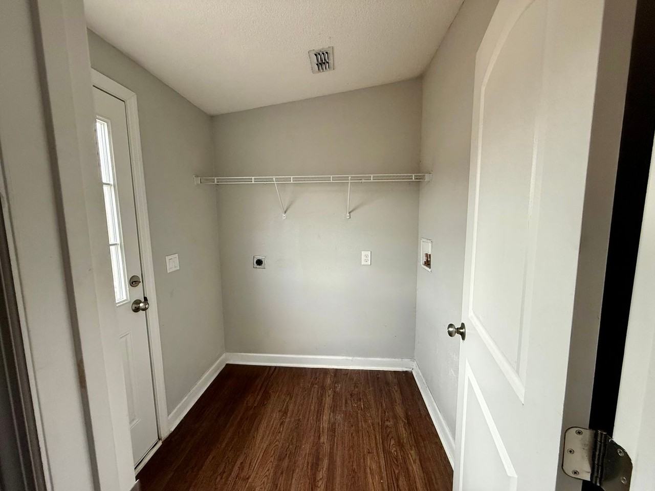 1760 Freedom Dr - Photo 6 of 12