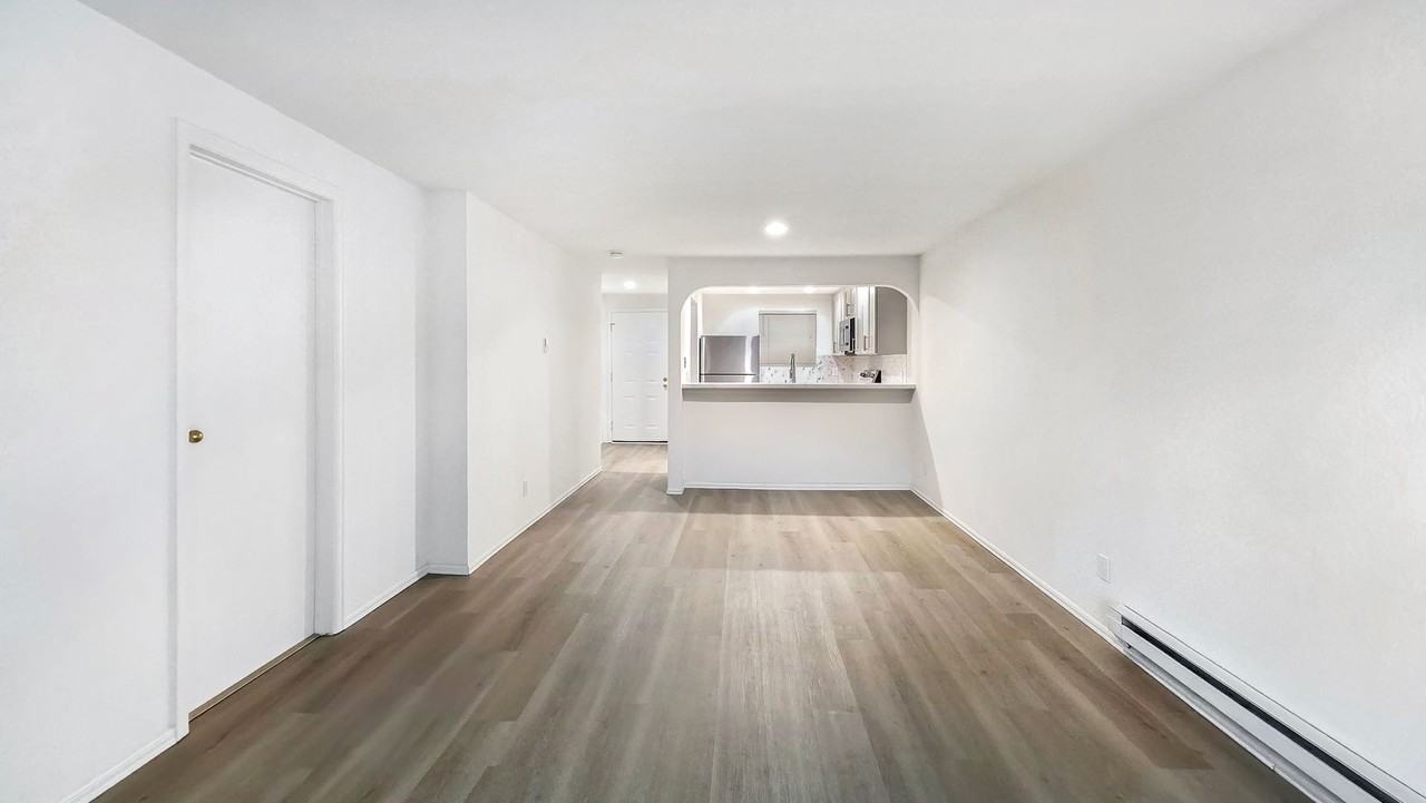 12670 Ne 10th Pl #F304 - Photo 2 of 17