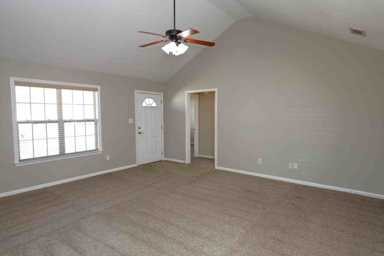 1823 Hazel Dr - Photo 2 of 14