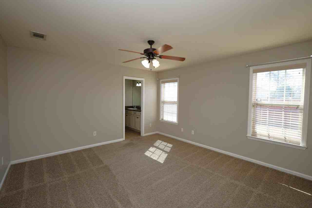 1823 Hazel Dr - Photo 6 of 14