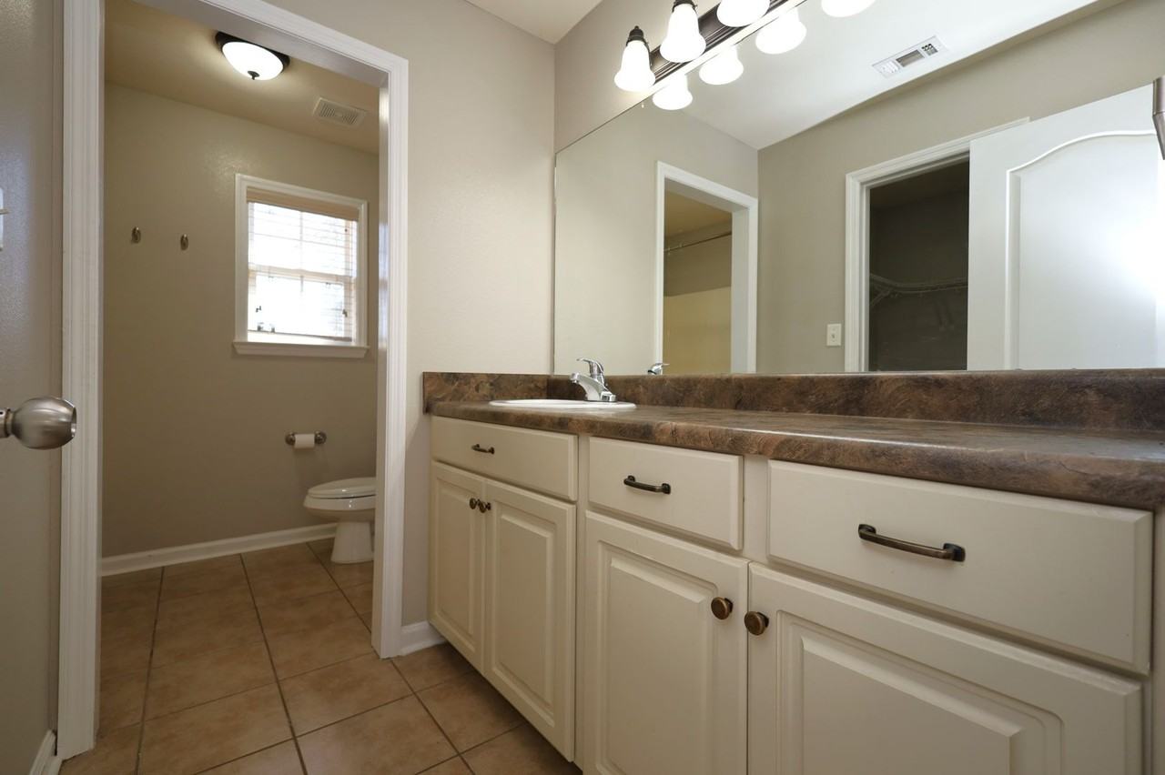 1823 Hazel Dr - Photo 7 of 14