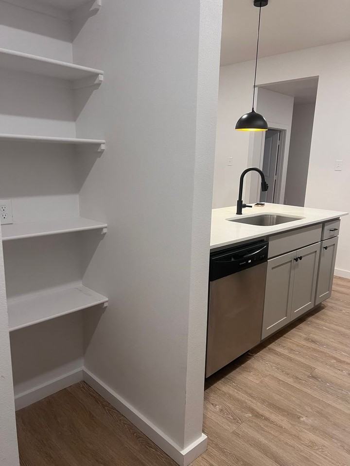 5805 Virginia Ave - Photo 6 of 17