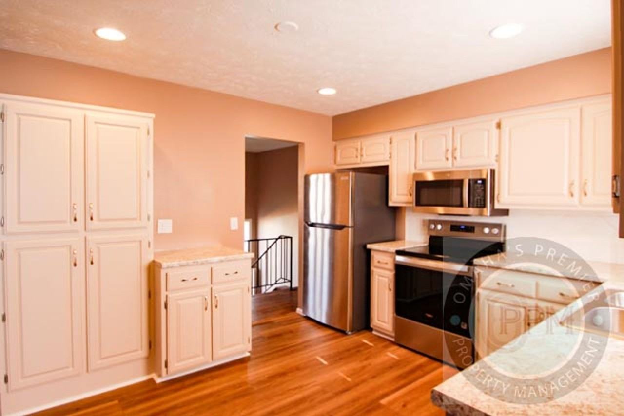 2201 Thomas Dr - Photo 7 of 43