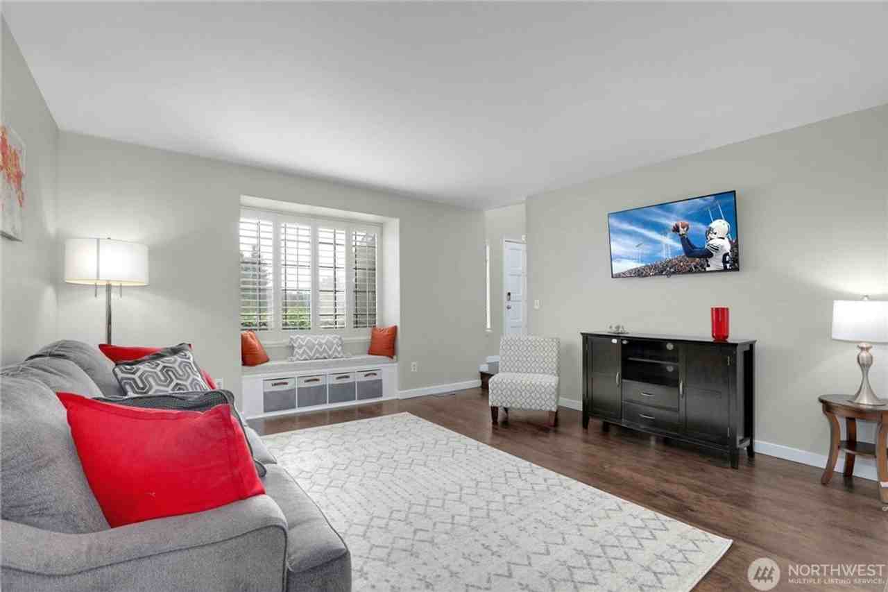 818 150th St Sw - Photo 5 of 22