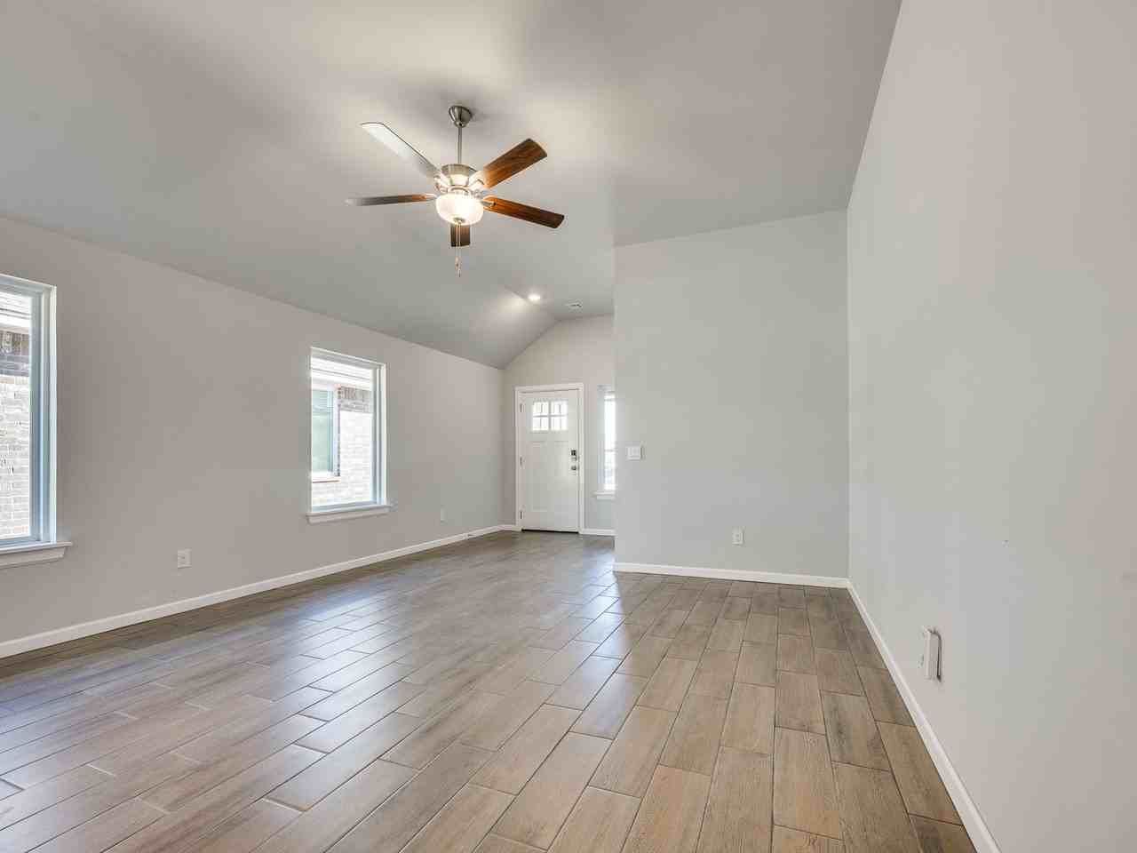 1117 Sw 139th Ter - Photo 3 of 15