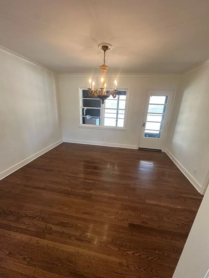 1086 Perkins Ter - Photo 5 of 13