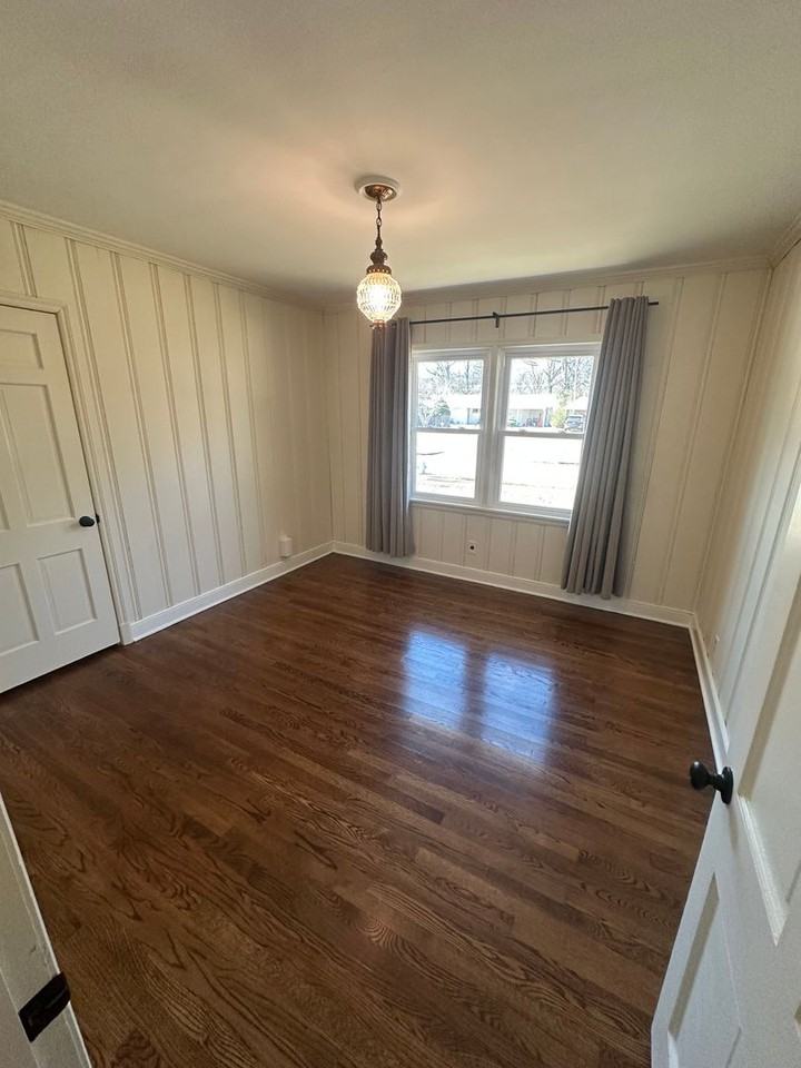 1086 Perkins Ter - Photo 7 of 13