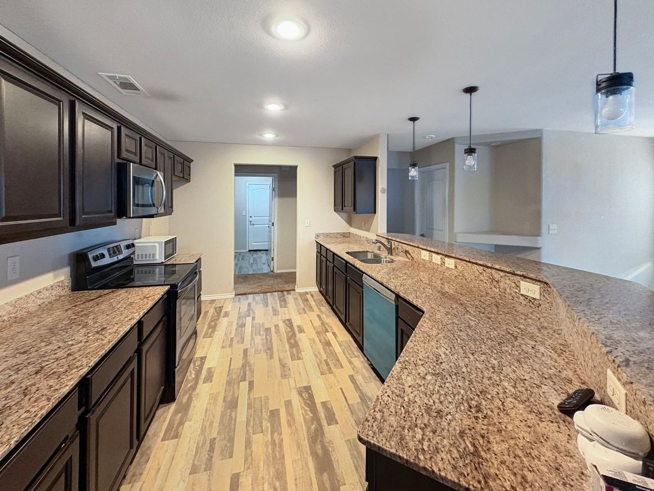 1805 Avenue S - Photo 3 of 9