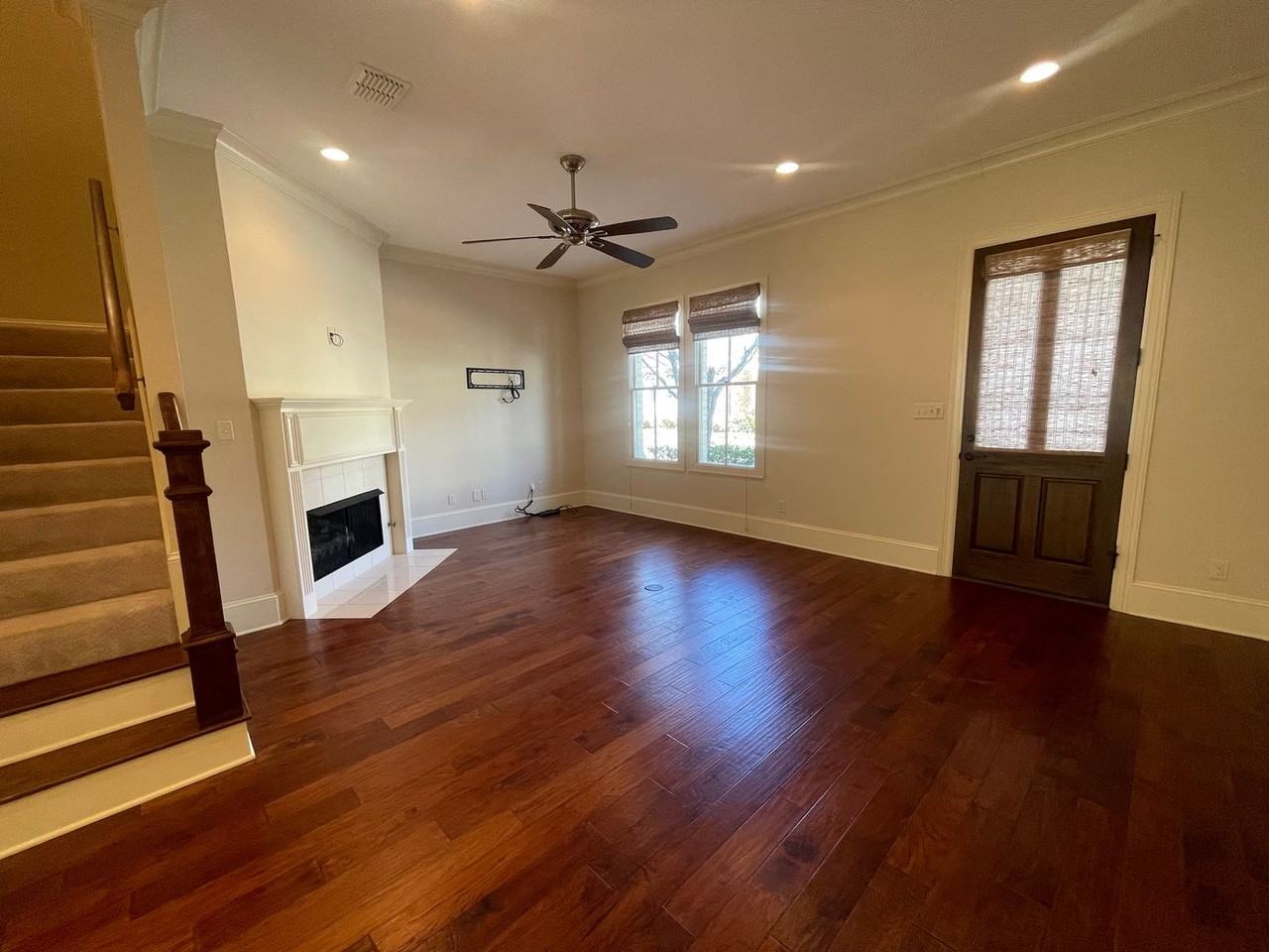 1921 Woodberry Ave - Photo 4 of 21